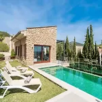 Appealing Villa With Private Pool