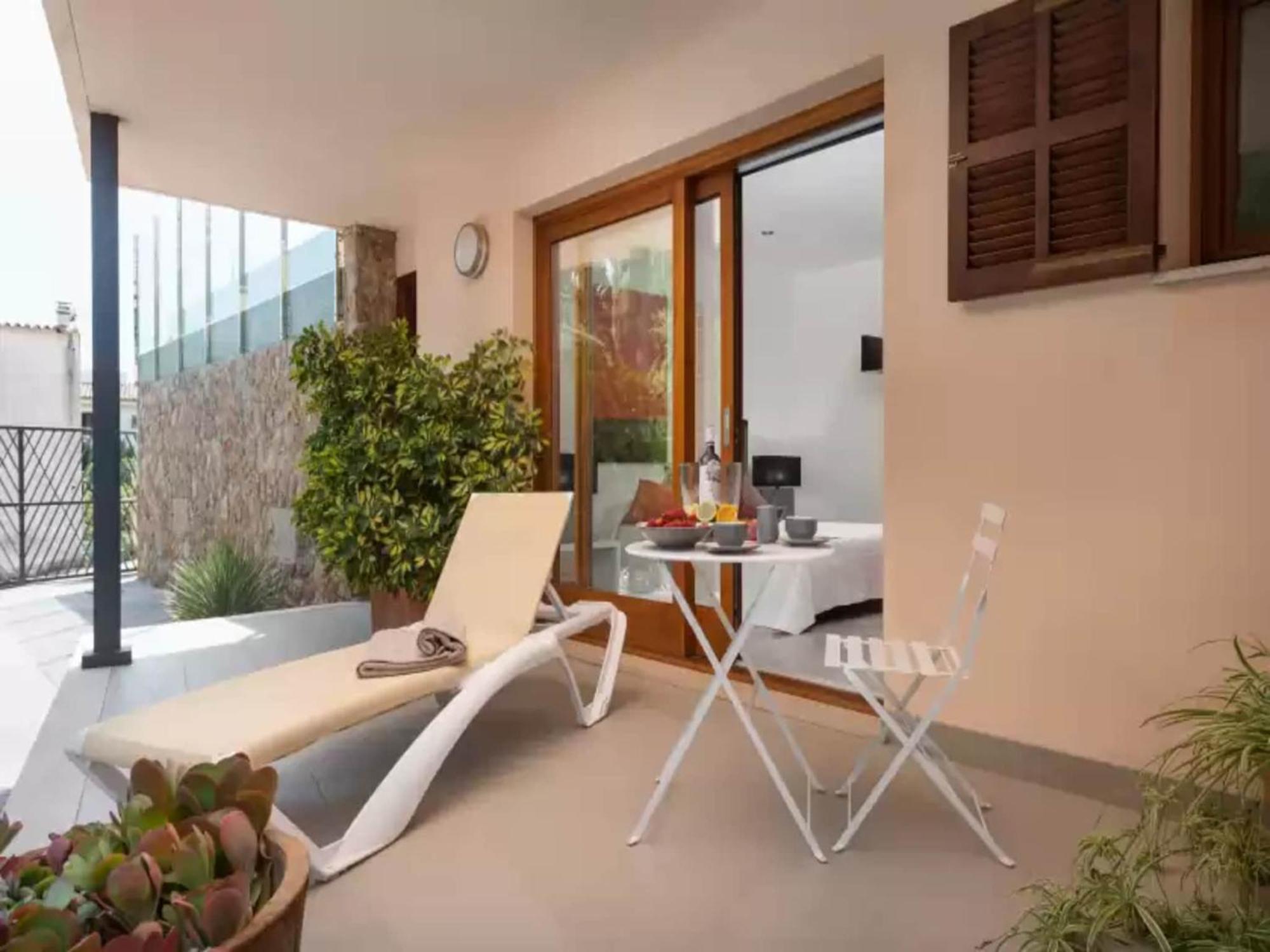 Appealing With Private Pool